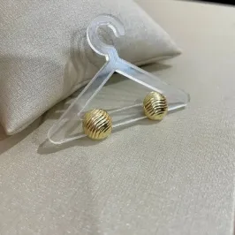 Brinco Bola Abaulada Riscada
