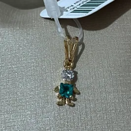 Pingente Menino