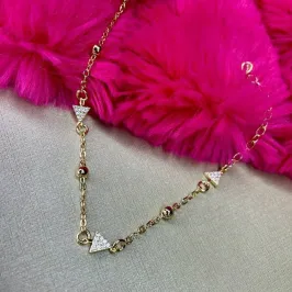 Pulseira Bolinhas com Triangulos Cravejados