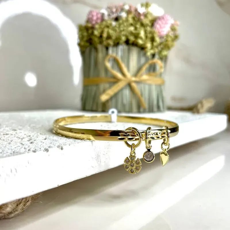 Bracelete com Flor, Cristal e Coração