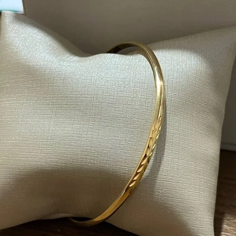 Bracelete Liso Trabalhado