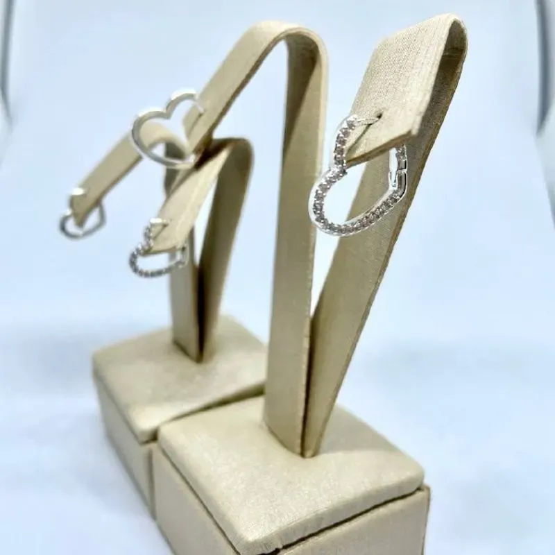 Brinco Argola Coração Crav Lateral Ouro Branco G