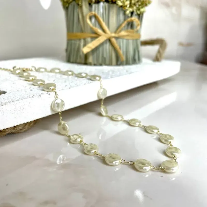 Choker de Pérolas Achatadas Banhada
