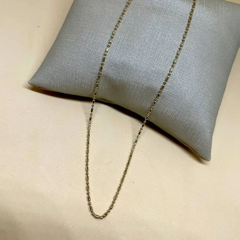 Colar Bolinha e Retângulo