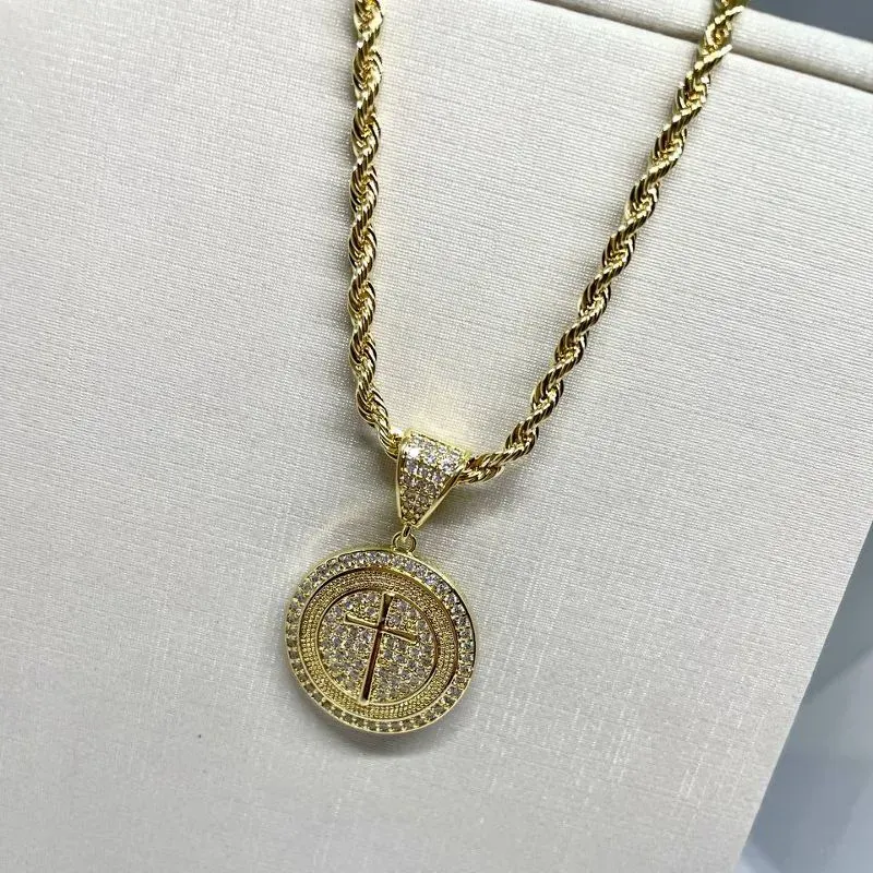 Colar Cordão Baiano com pg Religioso