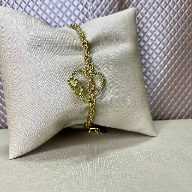 Pulseira com Coração Cravejado + 3 Corações