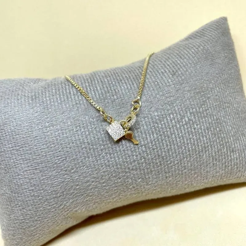 Pulseira Veneziana Cadeado/Chave Crav