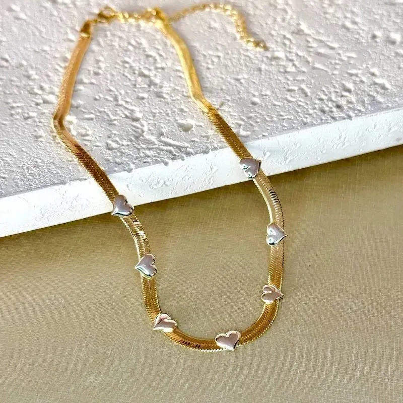 Colar Choker Corações