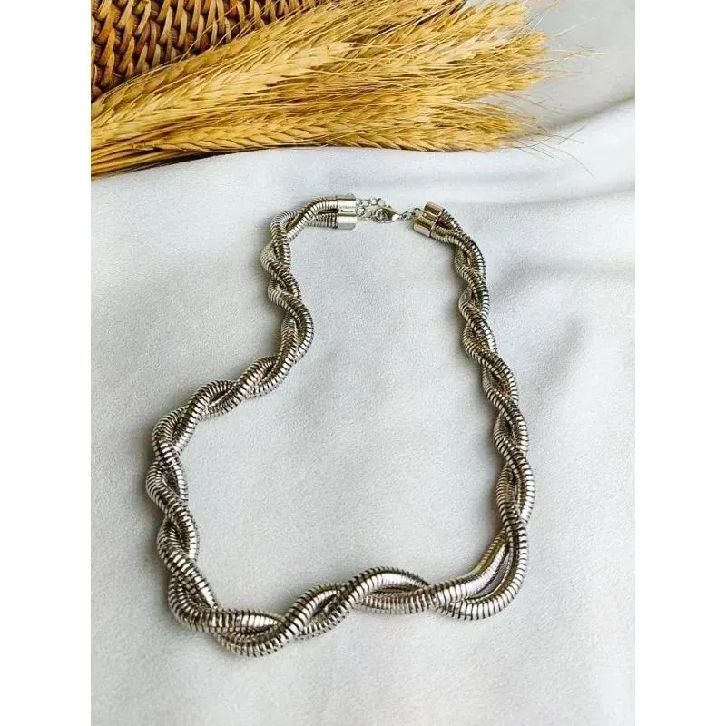 COLAR ENROLADO RÓDIO BRANCO