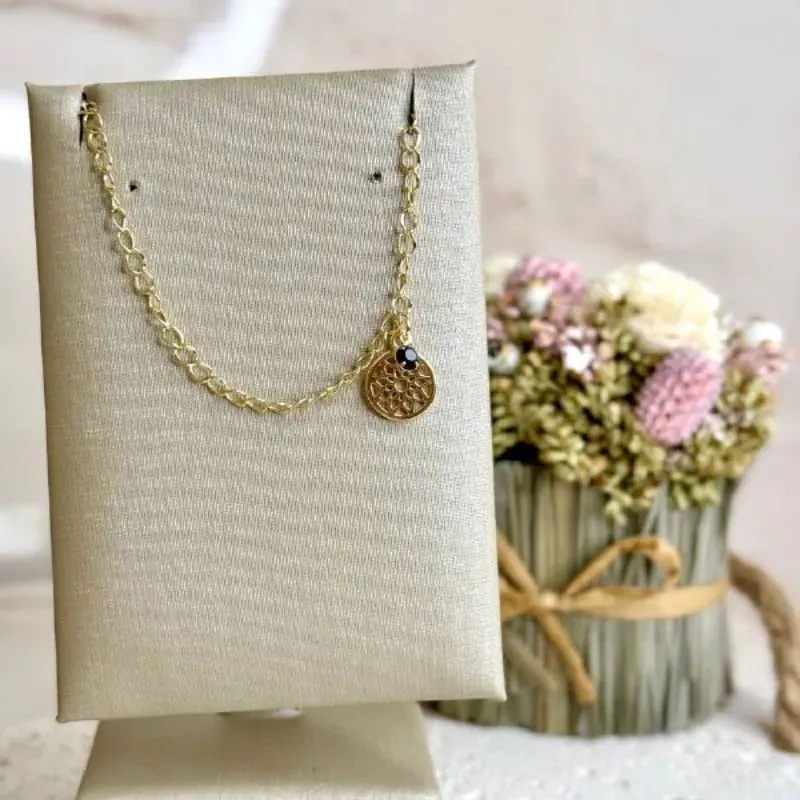 Pulseira com Flor  e Ponto de Luz Preto