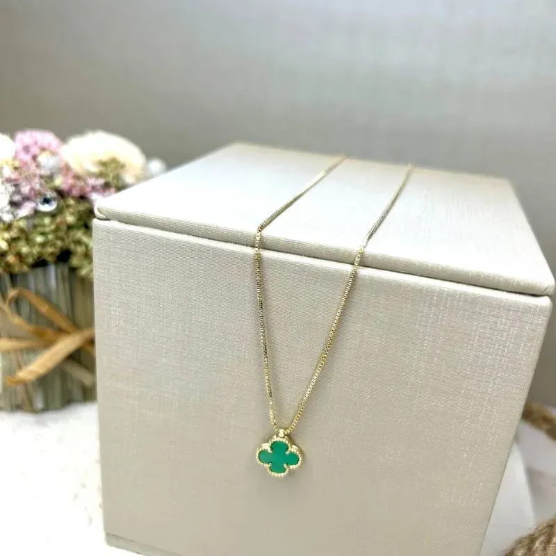 Colar Vintage Verde Banhado a Ouro