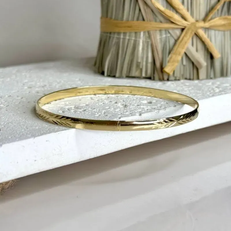 Bracelete Estilizado Diamantado - 6,5cm - Banho Ouro 18k