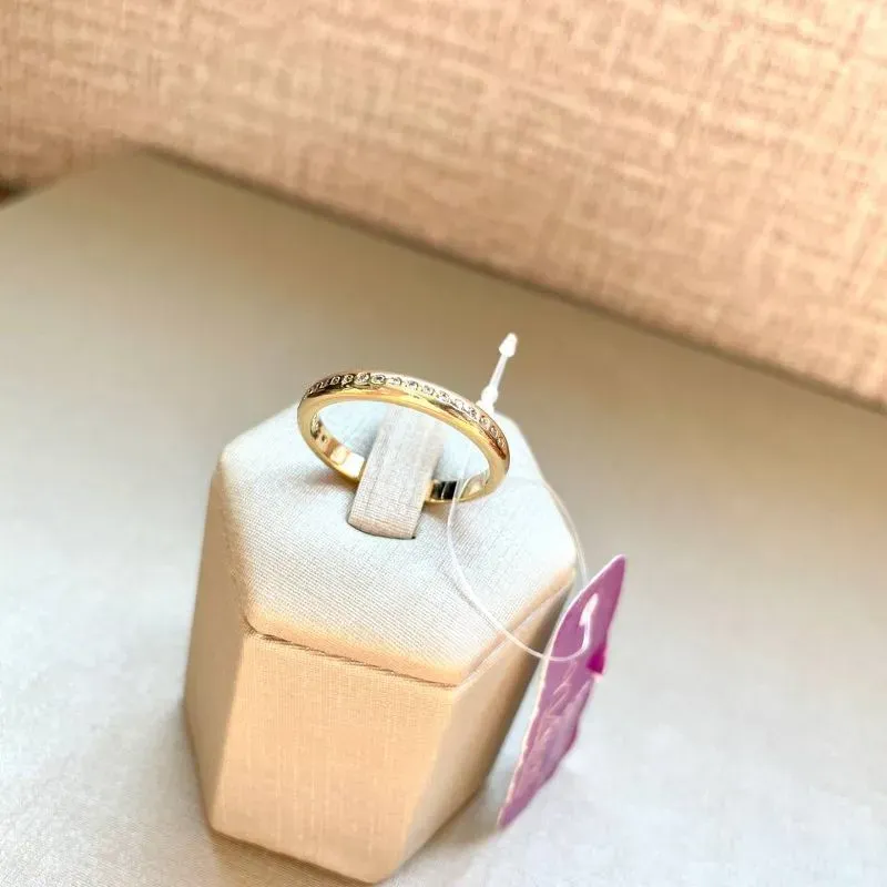 Anel Aparador Zirconias