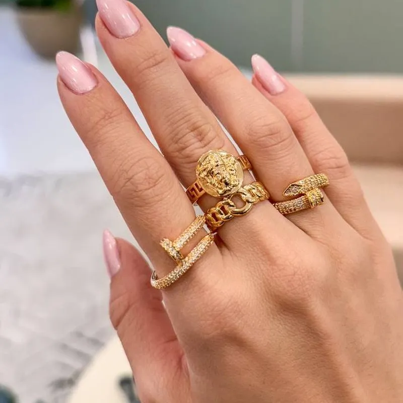 Anel Inspiração Versace