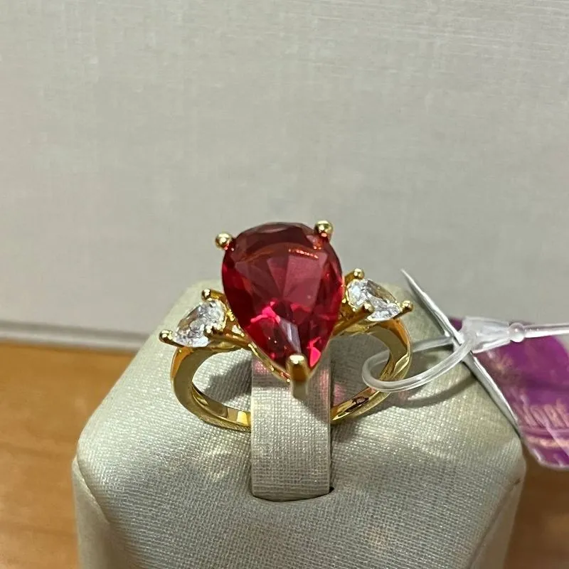 Anel Solitário Fucsia