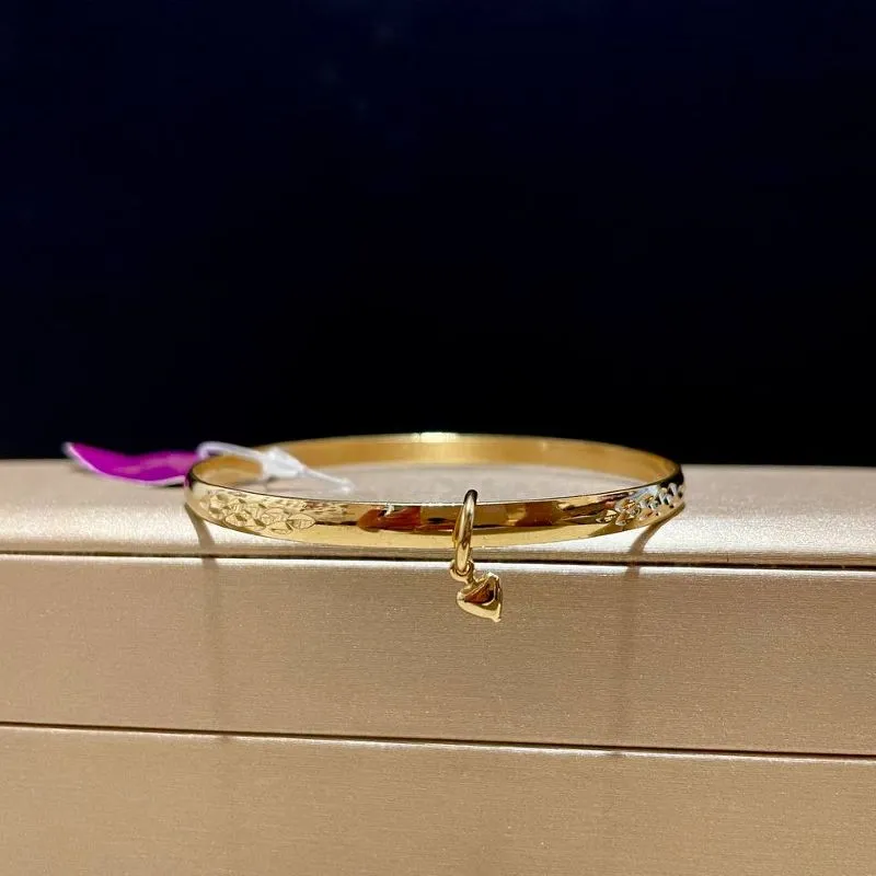 Bracelete com Coração Liso