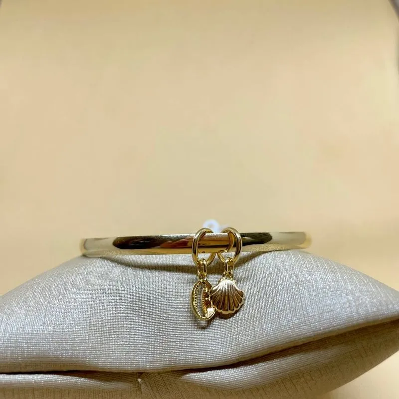 Bracelete com Duas Conchas