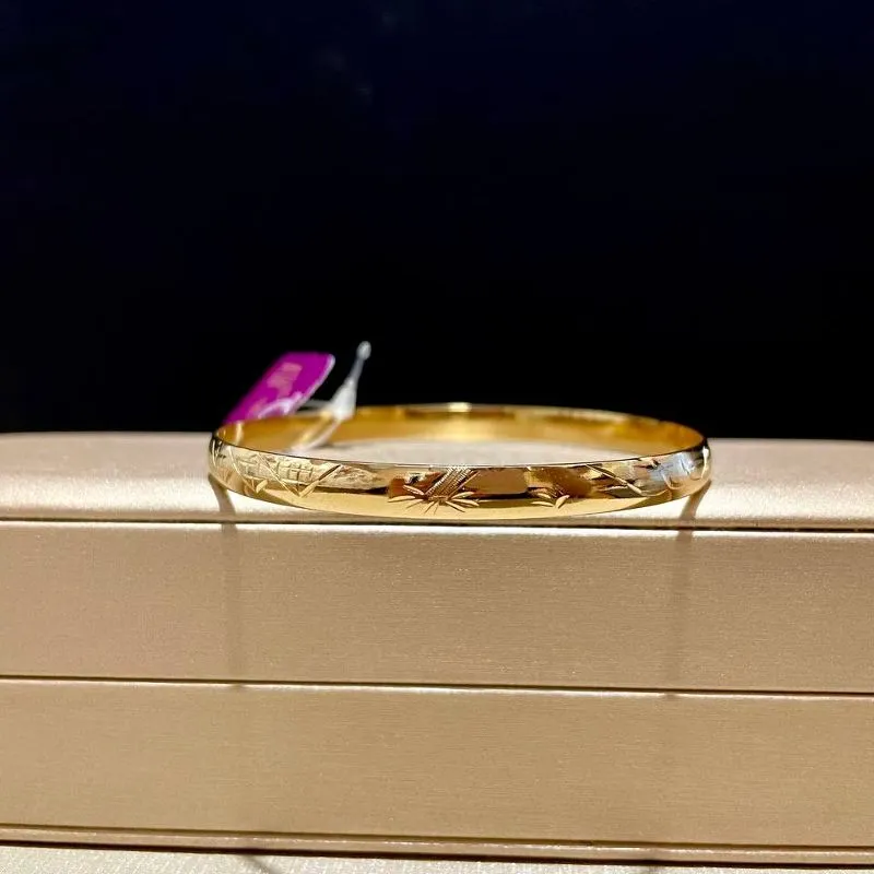 Bracelete Grosso com Desenhos