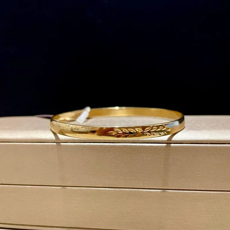 Bracelete Largo Trabalhado