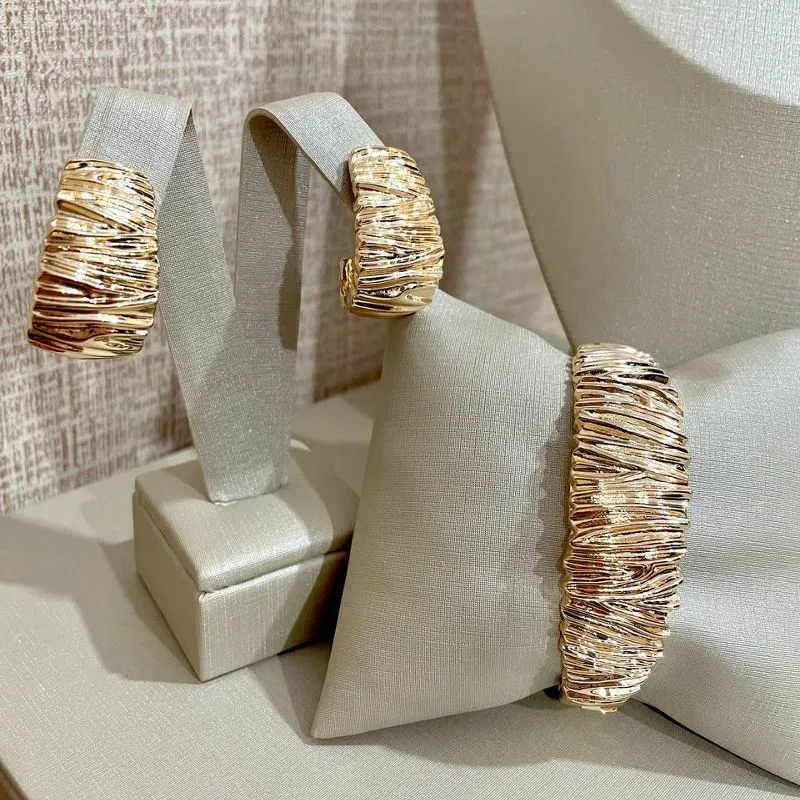 Bracelete Texturizado Rabisko