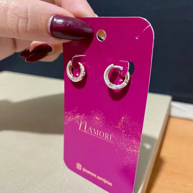 Brinco Argola com Zirconia Prata