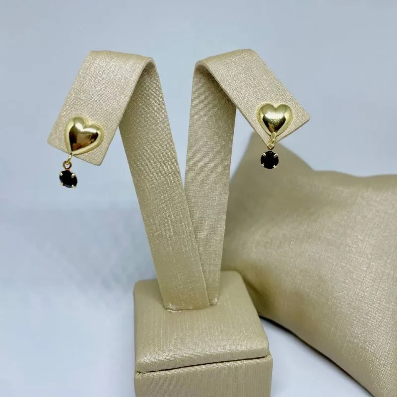 Brinco Coração Liso com Zirconia Preta