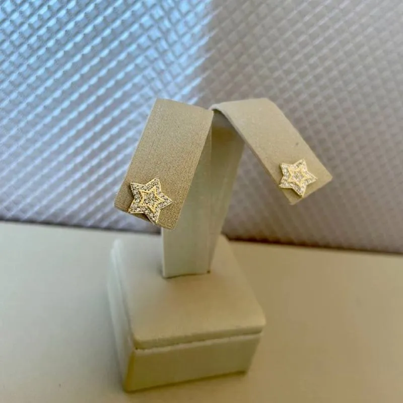 Brinco Estrela Cravejada