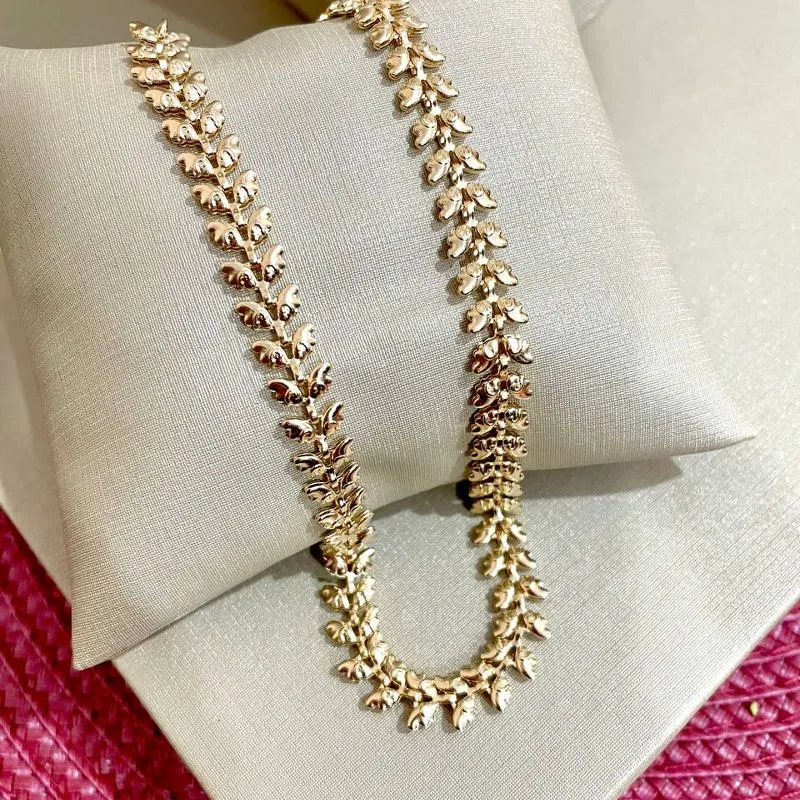 Choker Borboleta