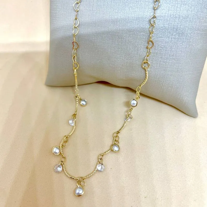 Colar com Pérolas e Elo Coração