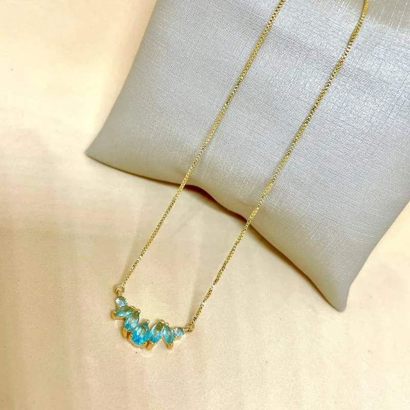 Colar Detalhes Azul