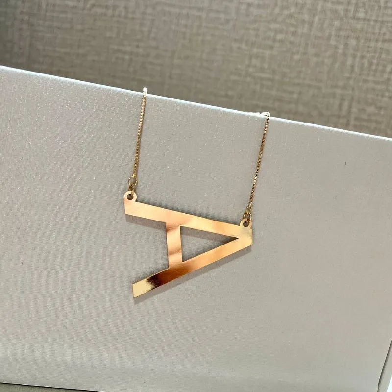 Colar Letra A Personalizado