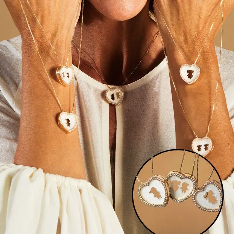 Colar Madre com Menino