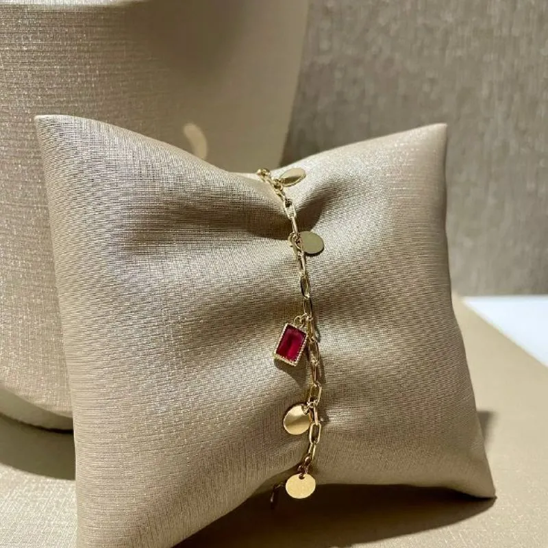 Pulseira Bolinhas Lisas com Pedra Fucsia