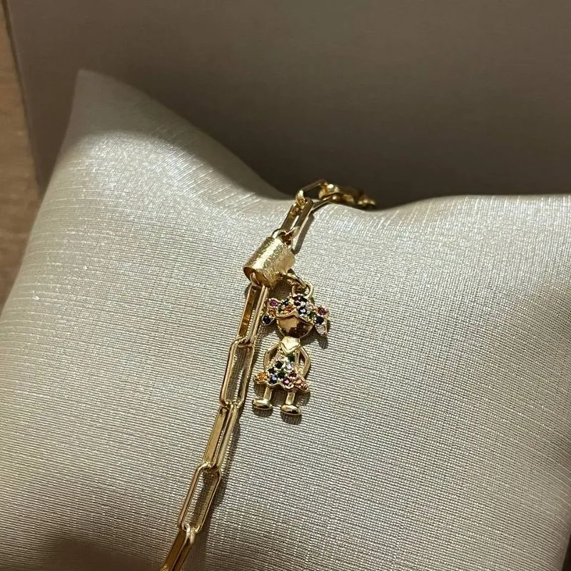 Pulseira Cartier com Menina