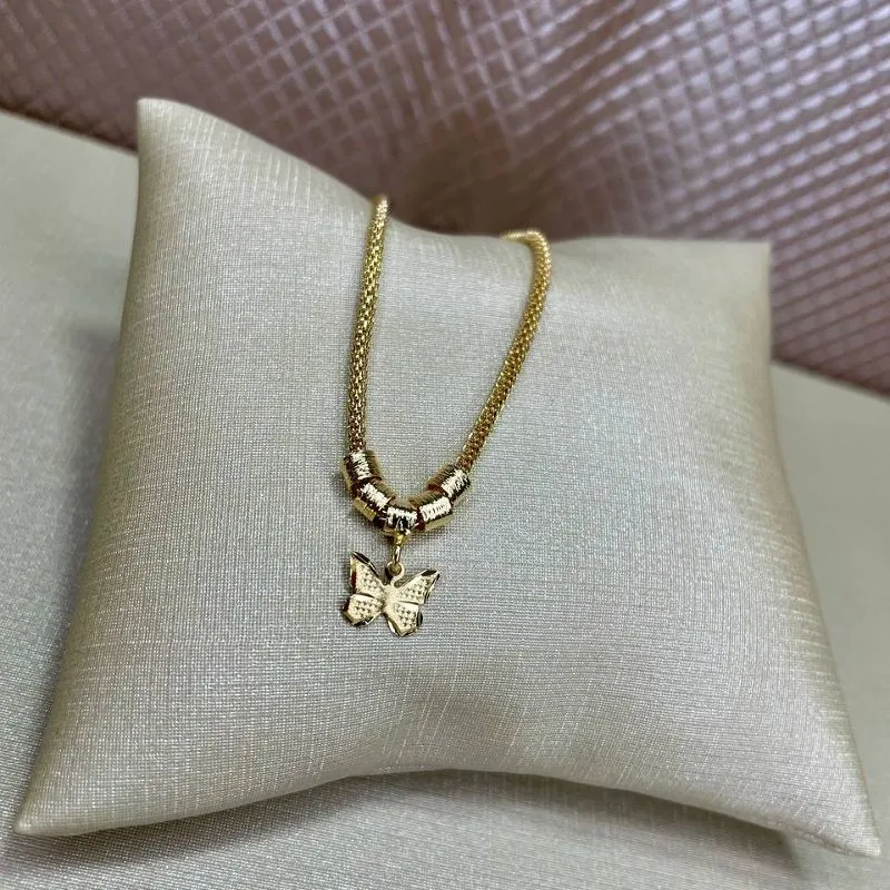 Pulseira com borboleta escovada