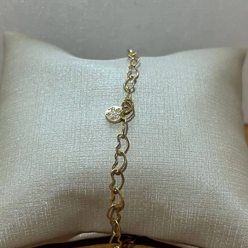 Pulseira Corações com Trevo