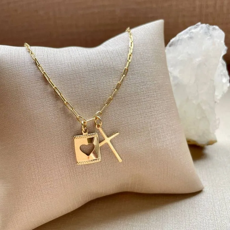 Pulseira Cruz e Coração
