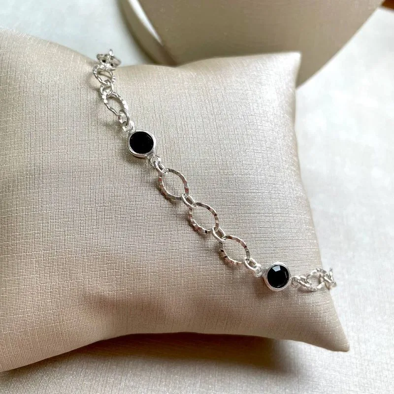 Pulseira Elo Portugues com Pedras Pretas