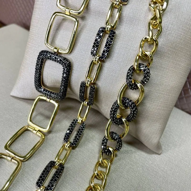 Pulseira Elos Quadrados Menores entercalados com Cravejado