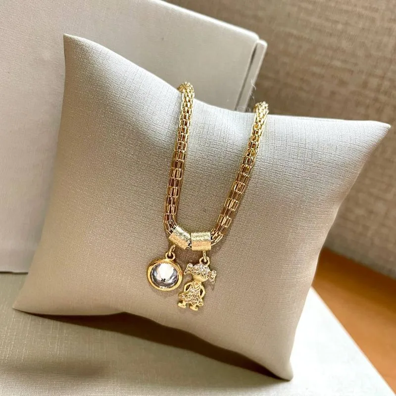 Pulseira Menina e Cristal