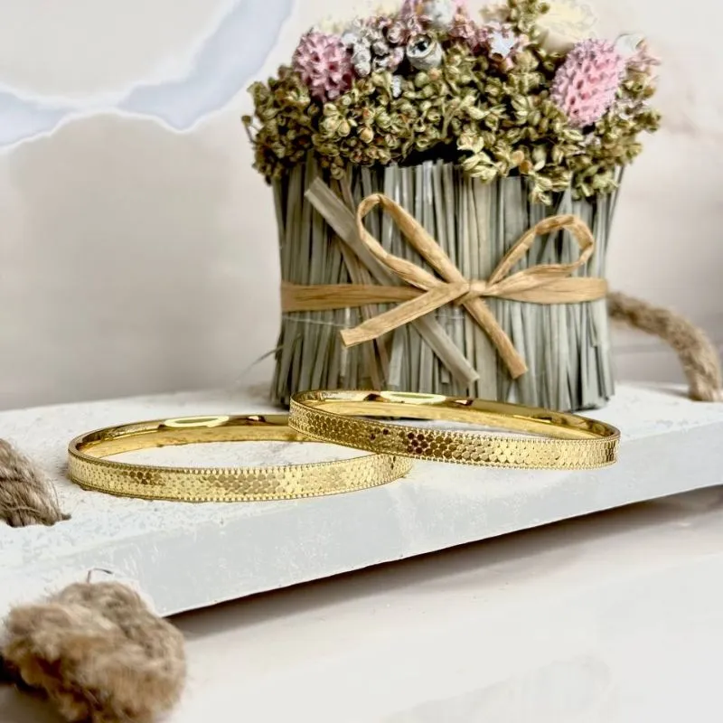 Bracelete com Detalhe Diamantado - Banhado a Ouro 18k