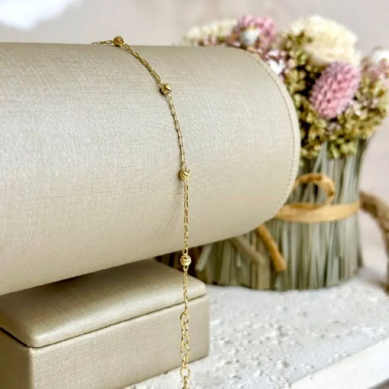 Pulseira Delicada com Bolinhas