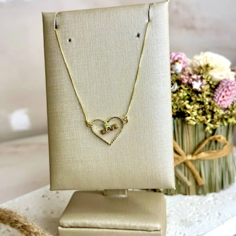 Colar Veneziana com Coração, escrito Love dentro com uma pedra verde
