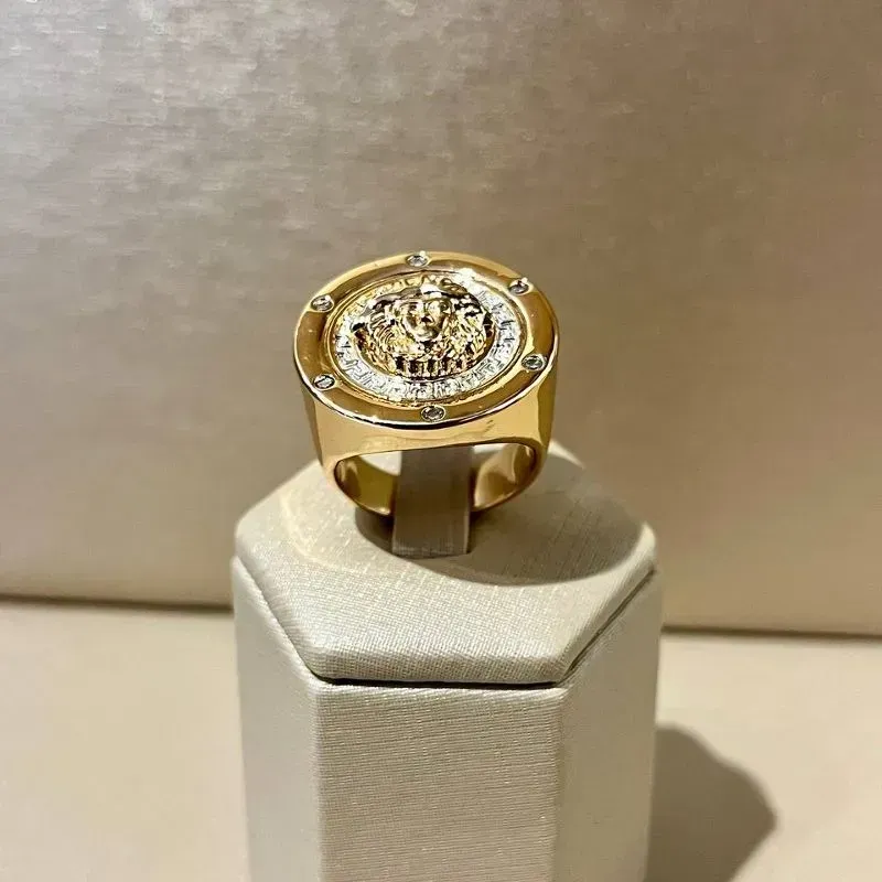 Anel Inspiração Versace
