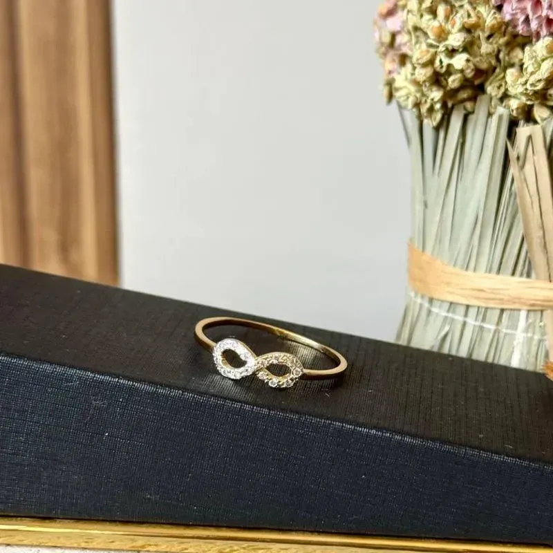 Anel Infinito com Zircônias e Caneta de Ródio