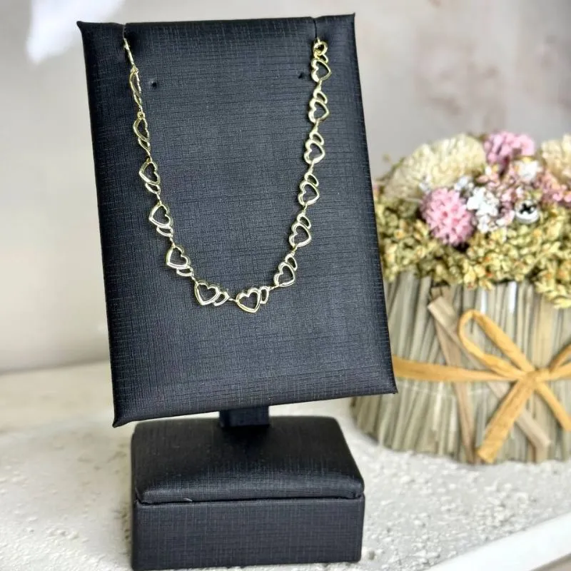Pulseira com Corações Entrelaçados