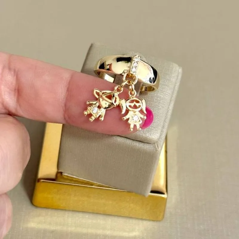 Anel Casal de Filhos - Detalhe Cravejado no Meio