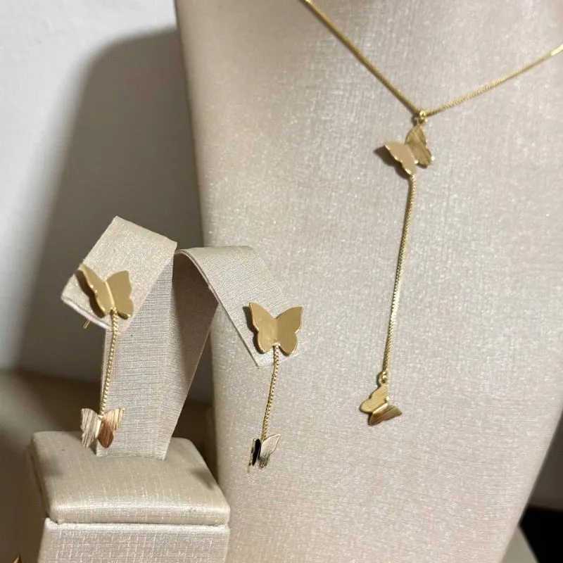 BRINCO DUAS BUTTERFLY FOLHADO A OURO
