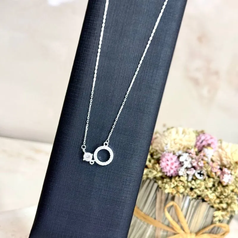 Colar Brisa Lunar - Prata 925 - Círculo 40cm
