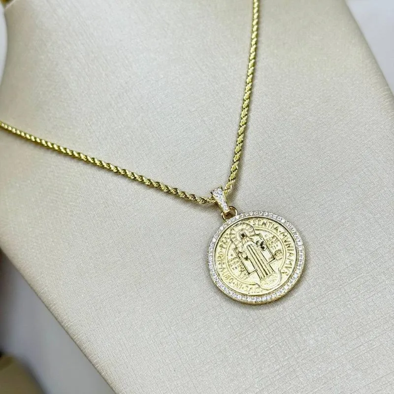 Colar São Bento Luxuoso - Cravejado nos dois lados - Banho Ouro 18k